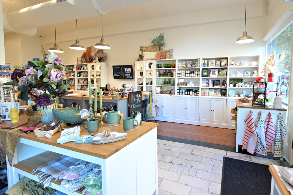 0042_FelderAssoc_2023